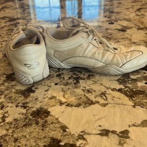 NFINITY Cheer shoe